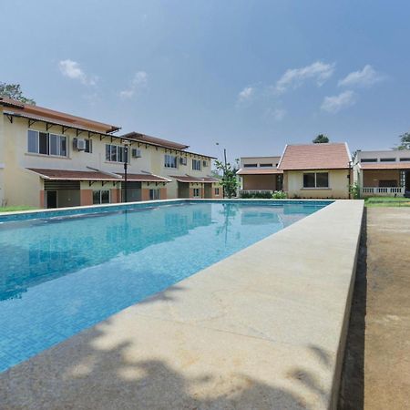 Treebo Laa Gardenia Resort, Nilavoor Lake イェーラギリ エクステリア 写真
