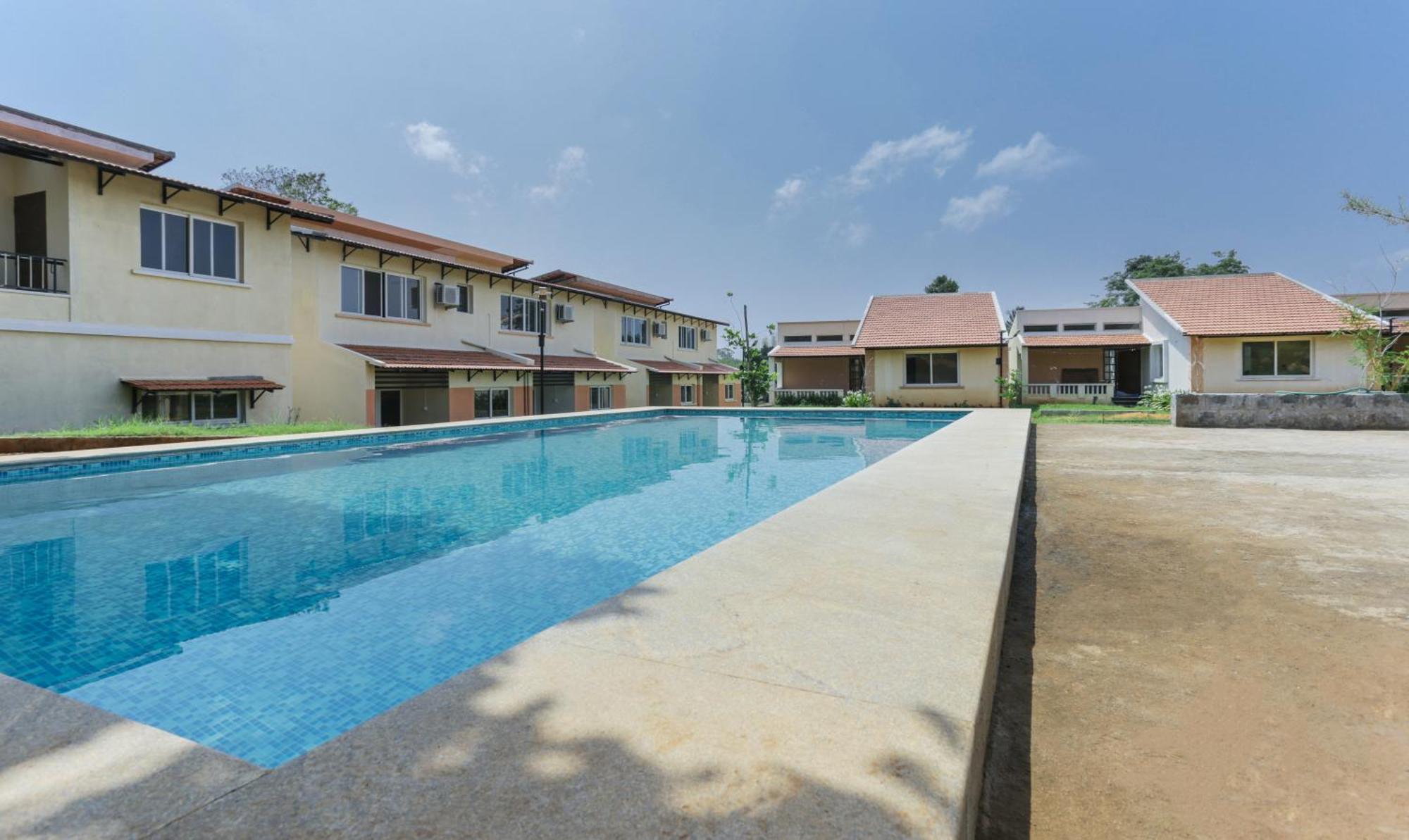 Treebo Laa Gardenia Resort, Nilavoor Lake イェーラギリ エクステリア 写真