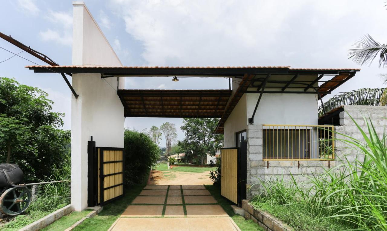 Treebo Laa Gardenia Resort, Nilavoor Lake イェーラギリ エクステリア 写真